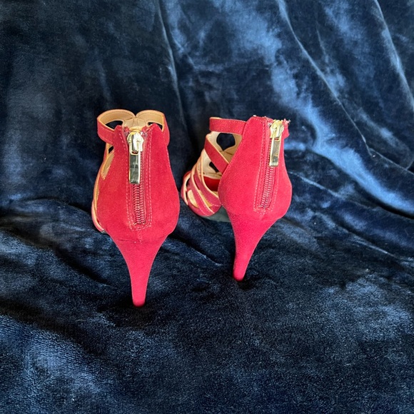 Kelly & Katie Jazelle Sandel Red size 6 - Picture 6 of 8